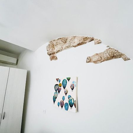 Antiche Mura Apartments"Nido Di Puglia" Monovano トゥーリ エクステリア 写真