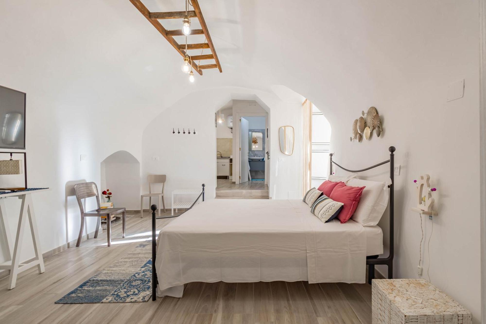Antiche Mura Apartments"Nido Di Puglia" Monovano トゥーリ エクステリア 写真