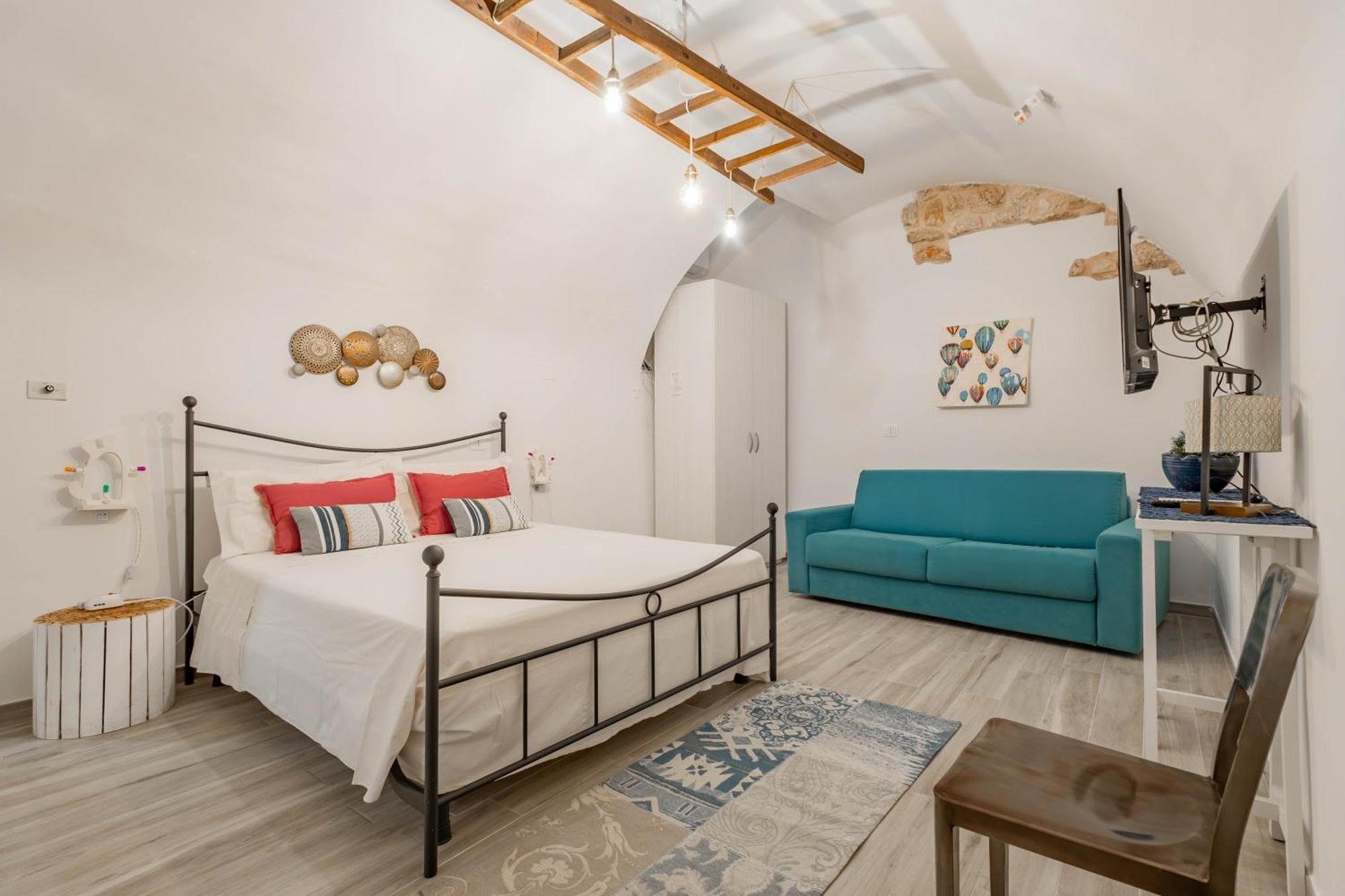 Antiche Mura Apartments"Nido Di Puglia" Monovano トゥーリ エクステリア 写真