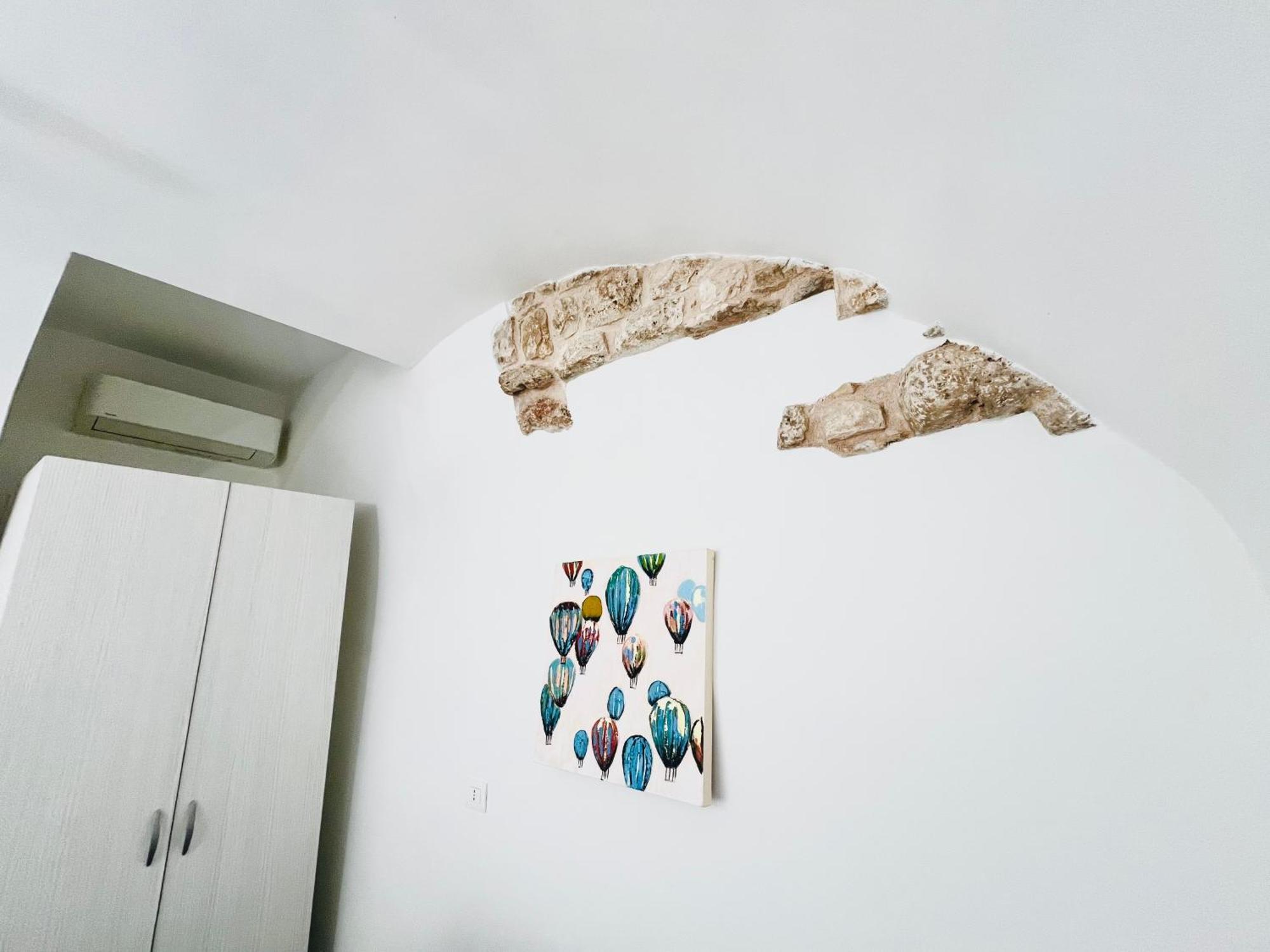 Antiche Mura Apartments"Nido Di Puglia" Monovano トゥーリ エクステリア 写真
