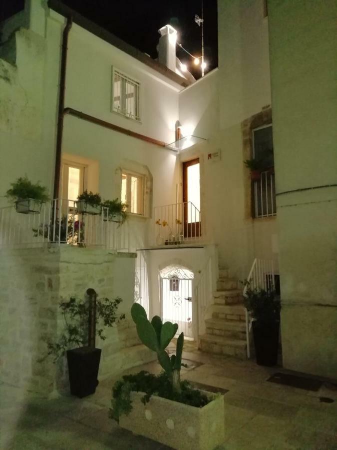 Antiche Mura Apartments"Nido Di Puglia" Monovano トゥーリ エクステリア 写真